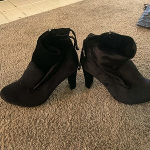 Size 8 Black Velvet Bootie